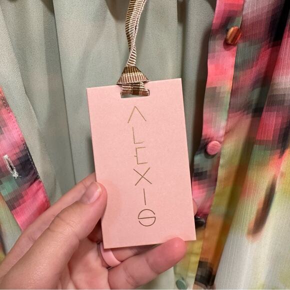 NWT Alexis Pink Multicolored Watercolor Long Sleeve Mini Dress Medium - Picture 13 of 14